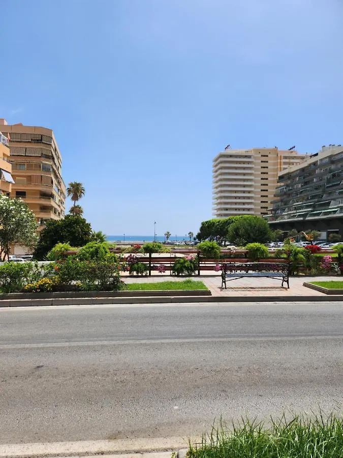 Apartamento Cerca A La Playa فوينخيرولا إسبانيا