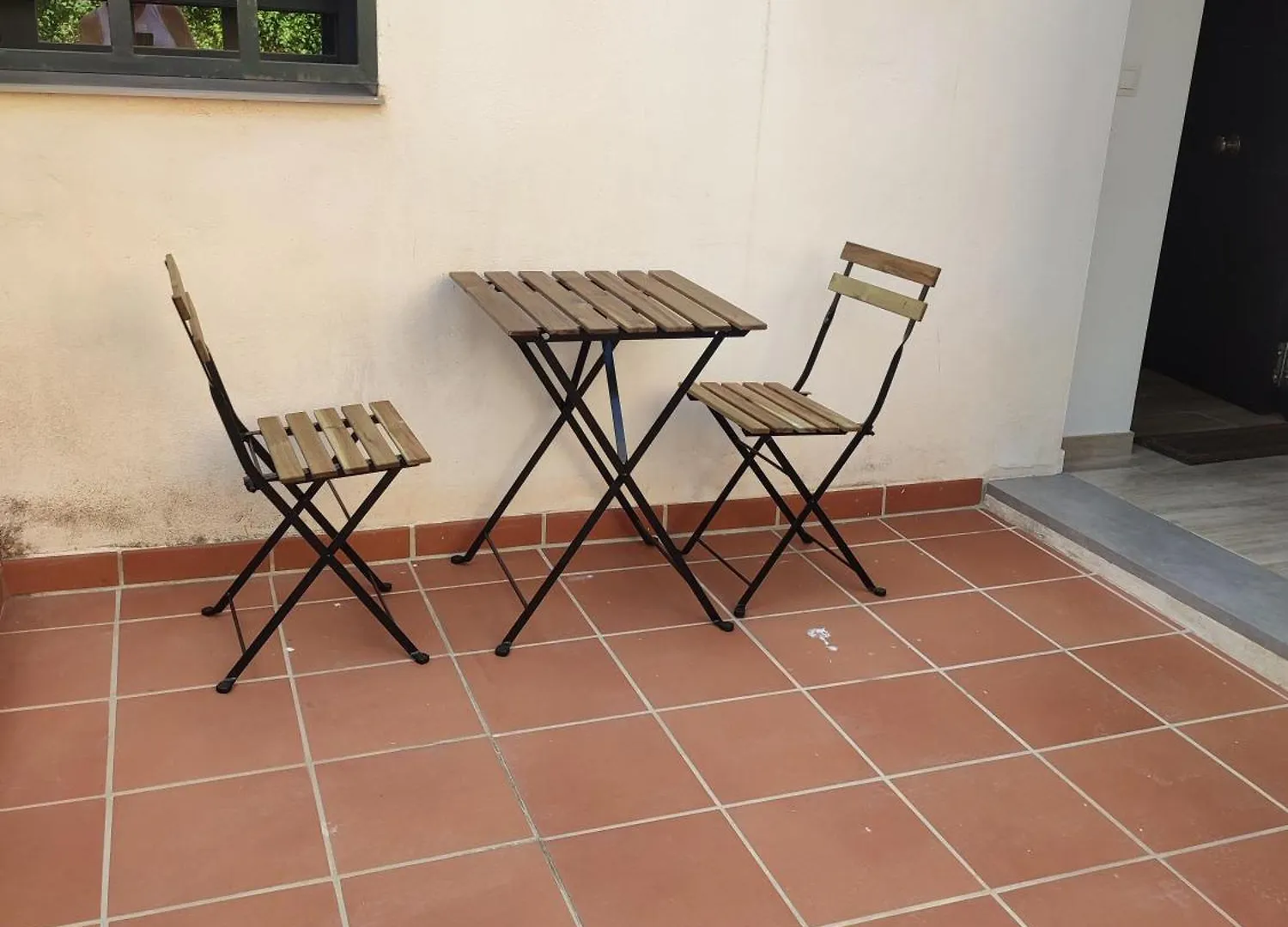 شقة Apartamento Cerca A La Playa فوينخيرولا
